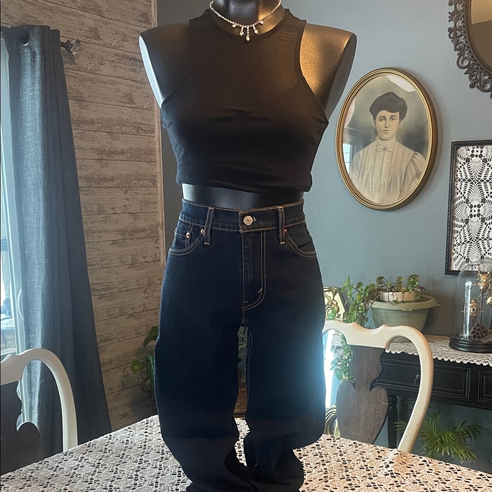 Levi's Women's Black Straight Leg Jeans